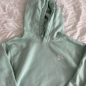 Like new light green Nike hoodie.